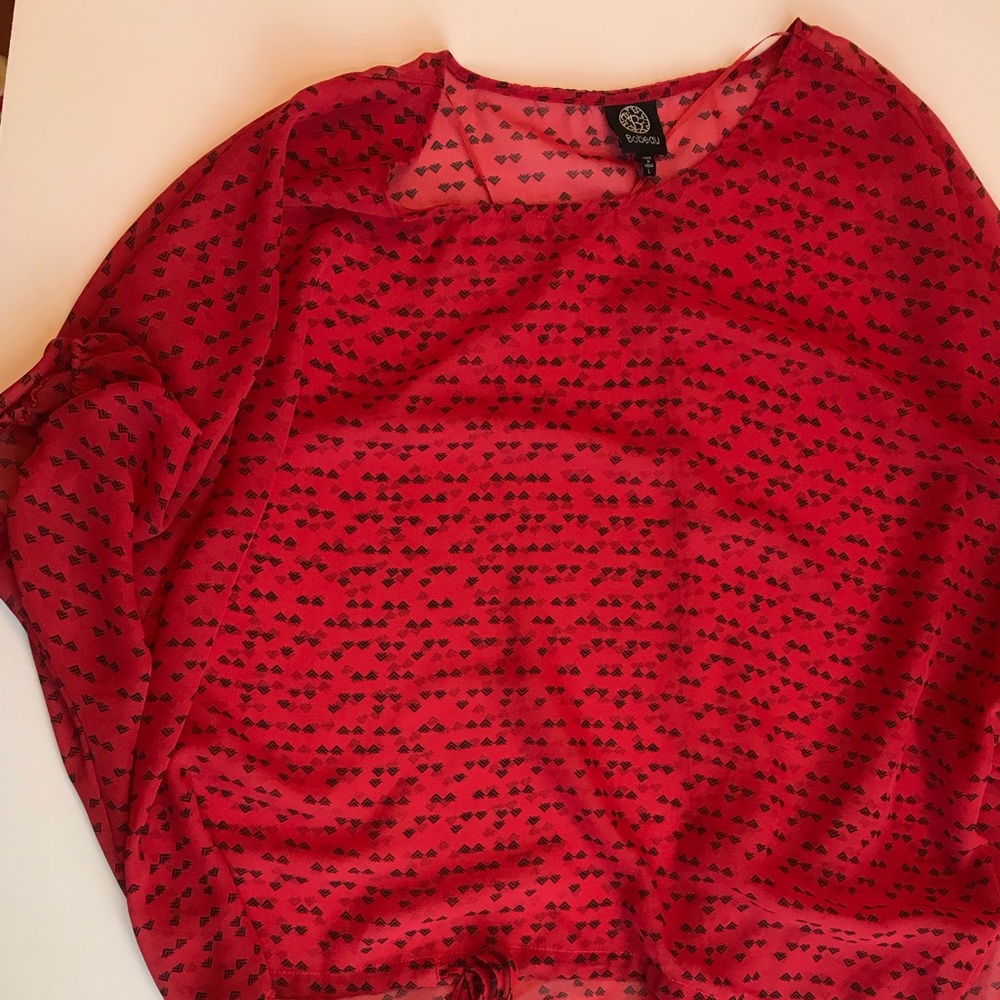 Bobeau red top size large